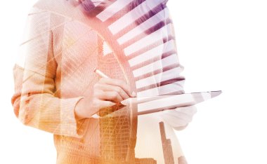 Çift pozlama iş kadını tablet ipad için benzer c kullanma