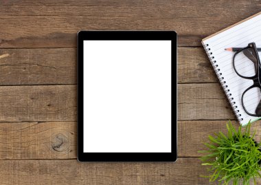 Dijital tablet üzerinde ahşap masa boş alanı ayarlama