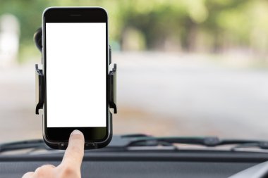 el kadar yakın mount arabada telefon kullanımı