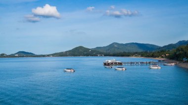 Yelkenliler Tayland 'ın Koh Samui adasının kuzeyindeki Pralan Rıhtımına demirlediler.