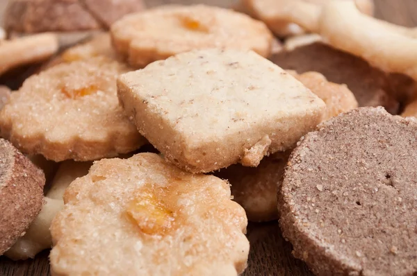 Elsassiska cookies på trä bakgrund — Stockfoto
