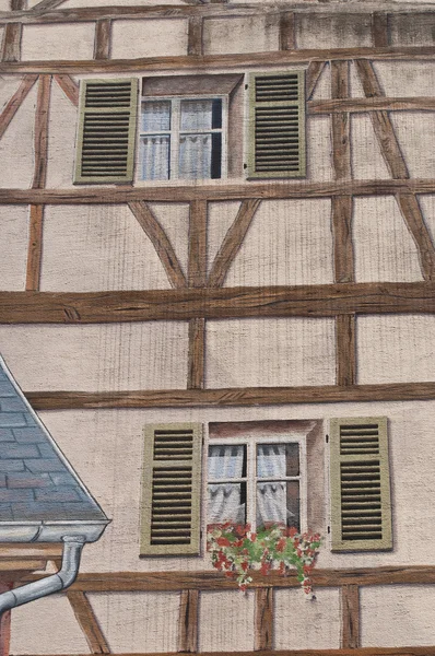 Architectuur met optische illusie schilderij aan de muur in Mulhouse — Stockfoto