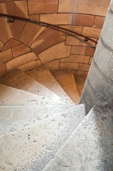 石の城の円形階段 — ストック写真
