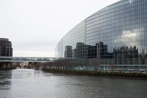 Страсбург Франція Січня 2021 Погляд Знаменитий Європеївський Парламент Кордоні Річкою — стокове фото