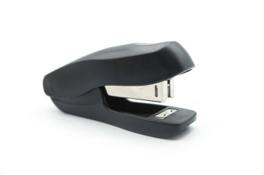 Beyaz zemin üzerinde siyah tokat yakın plan