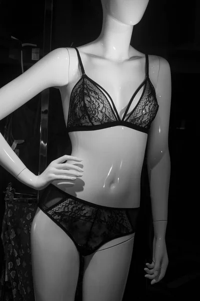 Gros Plan Soutien Gorge Transparent Noir Sur Mannequin Dans Showroom — Photo