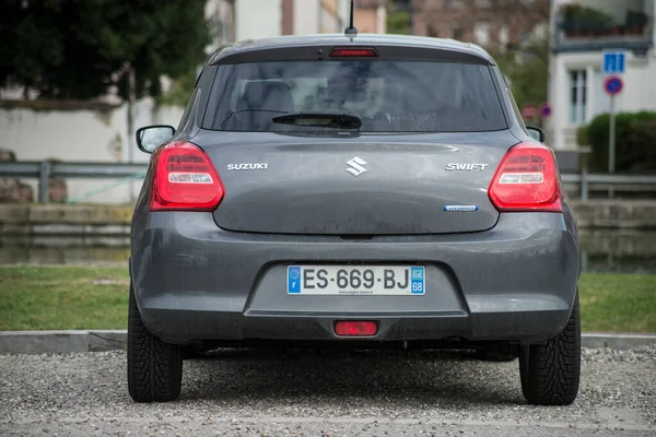 Mulhouse Francia Abril 2021 Vista Trasera Del Suzuki Swift Azul — Foto de Stock