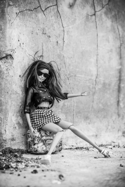 Mulhouse Francie Května 2021 Portrét Panenky Barbie Minisukni Černé Kožené — Stock fotografie