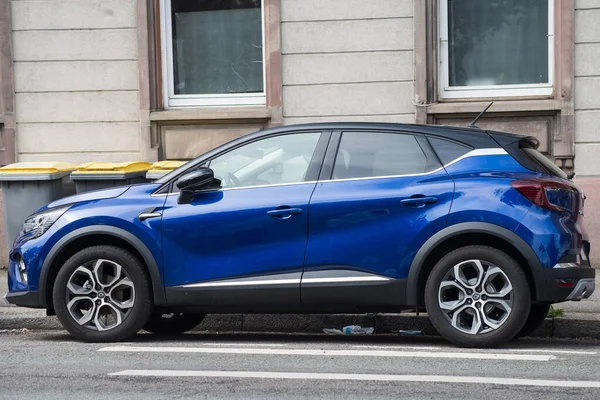 Mulhouse France Mai 2021 Vue Profil 4X4 Renault Captur Bleu — Photo