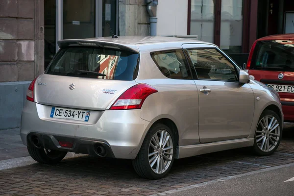 Mulhouse Γαλλία Μαΐου 2021 Οπίσθια Όψη Του Γκρι Suzuki Swift — Φωτογραφία Αρχείου