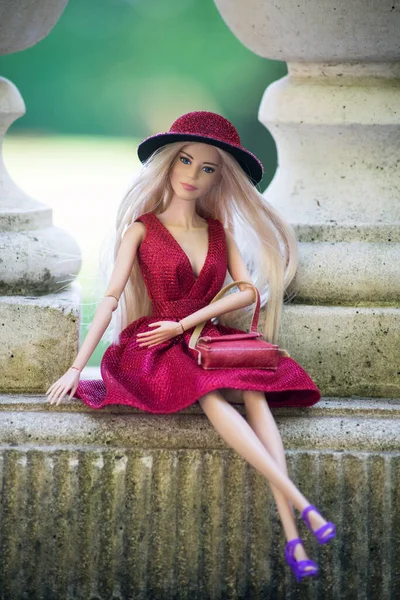 Mulhouse France Mai 2021 Portrait Poupée Barbie Blonde Portant Une — Photo