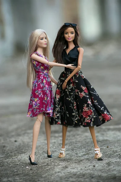 Mulhouse Frankrijk Mei 2021 Portret Van Twee Barbie Poppen Roze — Stockfoto