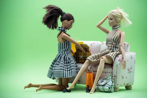 Mulhouse Francia Giugno 2021 Ritratto Due Bambole Barbie Che Indossano — Foto Stock