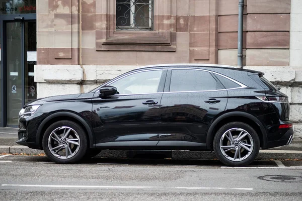 Mulhouse France 2021 Profile View Black Citroen Ds7 Crossback Street — 스톡 사진