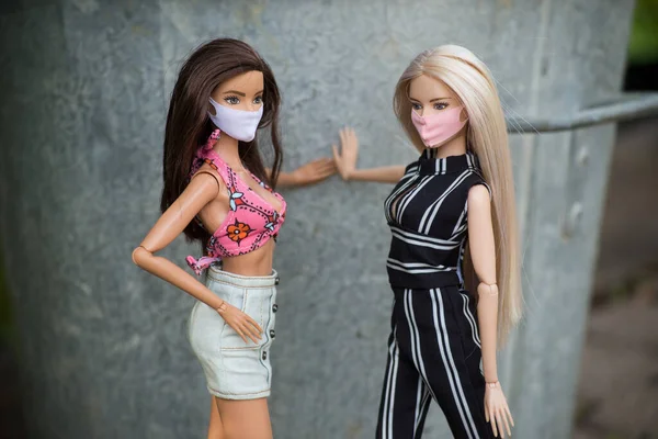 Mulhouse France September 2021 Portrait Two Barbie Dolls Wearing Fabric — 图库照片