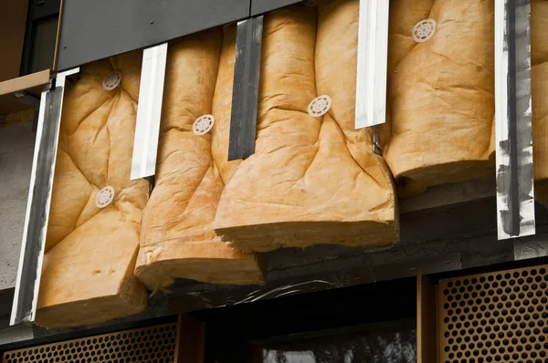 Insulation with glass wool — Stock Photo, Image