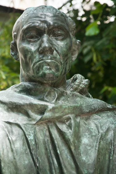 Статуя в музее Родена в Париже - фото 14 июня 2013 года — стоковое фото