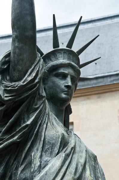 巴黎自由女神像 — 图库照片
