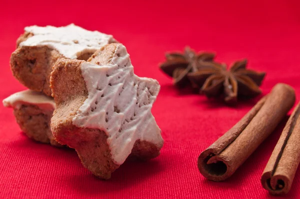 Padaria francesa com canela e anis — Fotografia de Stock