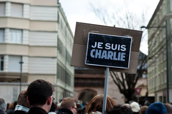 Marcha contra o ataque terrorista da revista Charlie Hebdo, em 7 de janeiro de 2015 em Paris — Fotografia de Stock