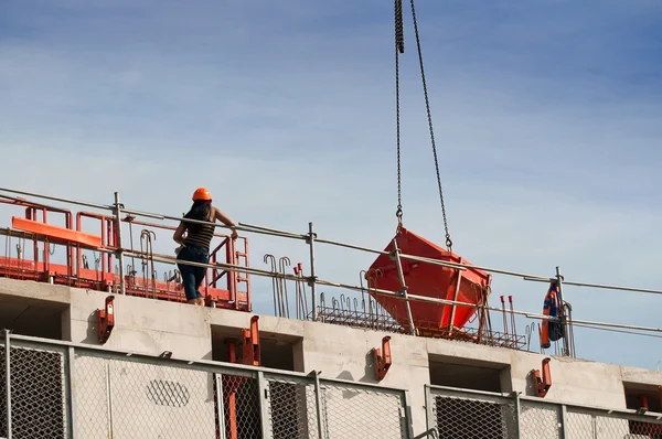 Woman worker on construction site — Stock Photo, Image