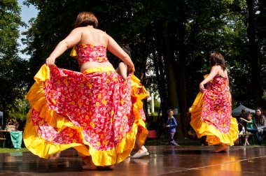 Mulhouse - Fransa - 31 Mayıs 2015 - parti ilçe komşular Daguerre Mahallesi - Karayip dansçılar