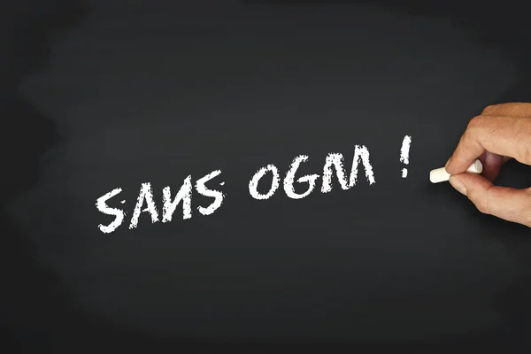 コンセプトは、ogm san - 黒板にチョークで書く!フランス語でない gmo — ストック写真