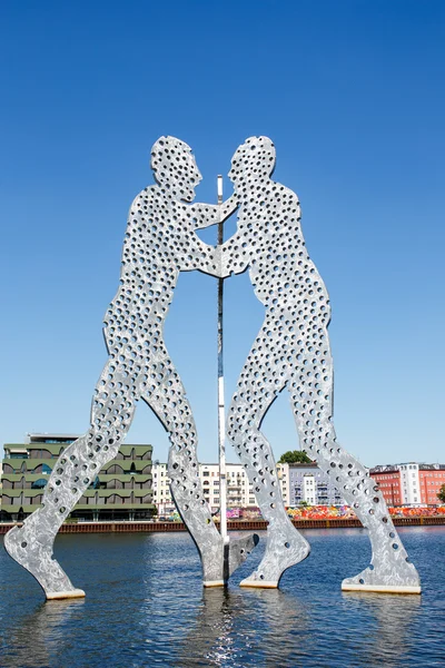 Molecule Man sculpture on the Spree river — Stock Photo, Image