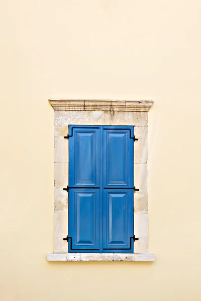 Fenster im mediterranen Stil. — Stockfoto