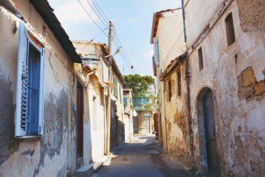 Antik kenti eski dar sokakta. Nicosia, Kıbrıs.