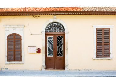 Klasik tarzı Akdeniz Avrupa evi girişi