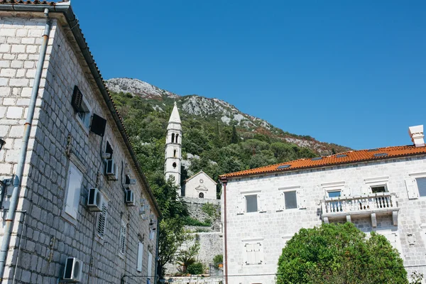 Mittelalterliche kirche in perast, kotor bucht, montenegro — Stockfoto