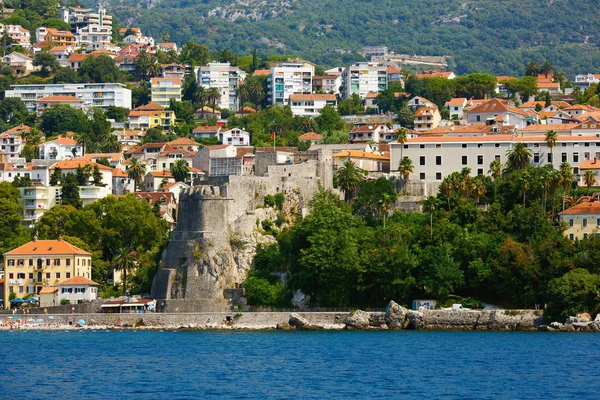 Herceg Novi vieille ville forteresse. Monténégro ville touristique . — Photo