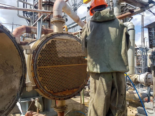 Reinigung Von Wärmetauscheranlagen Mit Einem Hochdruck Hydraulikaggregat Waschen Der Schale — Stockfoto