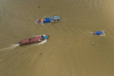 Vietnam 'daki en büyük dördüncü şehir, Asya' daki Mekong Nehri 'nin en büyük şehri Delta Hava Aracı' ndan çekilebilir mi?