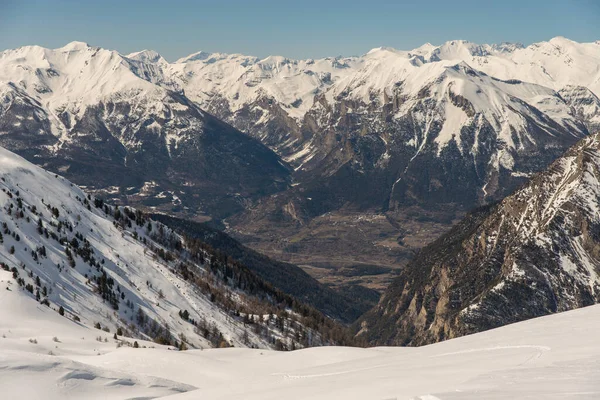 Risoul Resort Alpes Franceses Invierno Montañas Nevadas Francia Europa —  Fotos de Stock