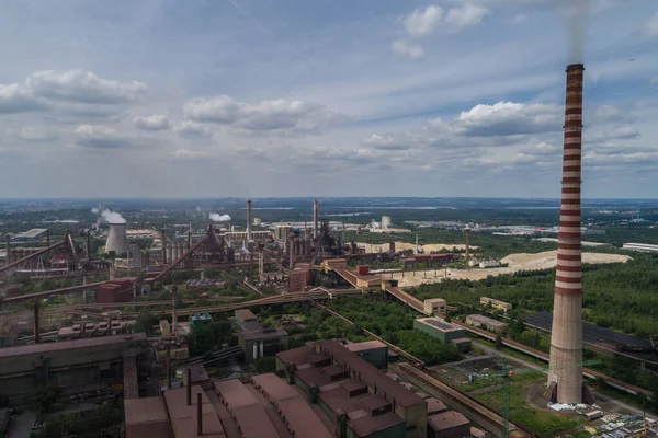 Industrielle Stahlwerke Eisenhüttenwerke Metallurgische Anlage Stahlwerk Schwerindustrie Europa Polen Dabrowa Stockbild