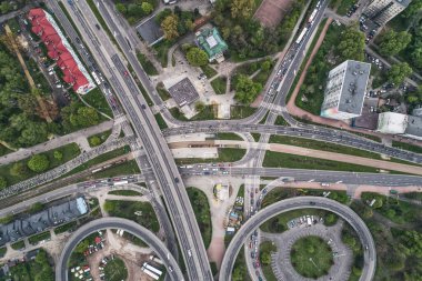 Sosnowiec şehri trafik çemberi, Sielya Polonyası 'ndaki şehir ve hava aracı fotoğraf görüntüsü