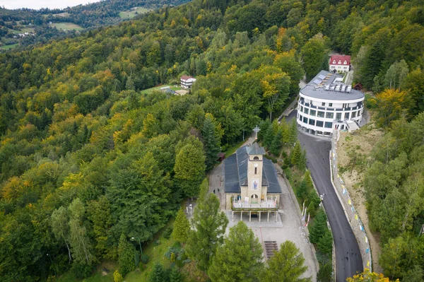 Igreja Szczyrk Beskid Silésia Polônia Drone Aéreo Foto Vista — Fotografia de Stock