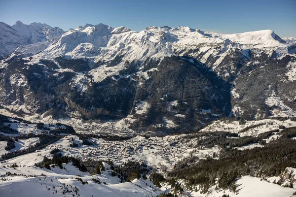 Pueblo Montaña Wengen Oberland Bernés Del Centro Suiza Parte Jungfrauregion —  Fotos de Stock