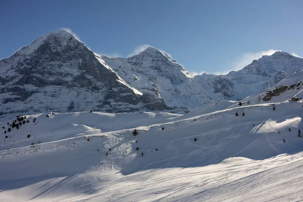 Vista Las Montañas Suizas Invierno Eiger Las Nubes Monoch Jungfrau — Foto de Stock
