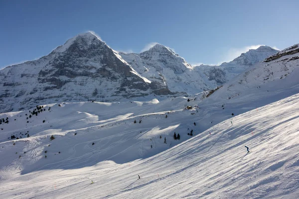 Вид Швейцарские Горы Зимой Айгер Облаках Монох Юнгфрау Швейцарские Альпы — стоковое фото
