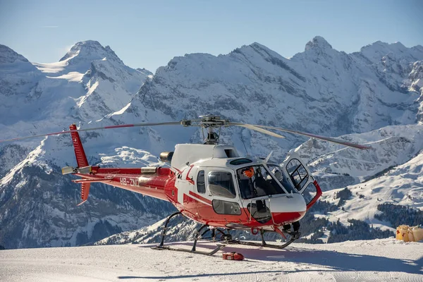 Hubschrauber Den Bergen Hubschrauber Den Schweizer Alpen Der Jungfrauregion Der Stockbild