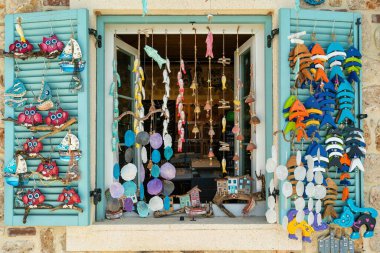 Yan Antik Şehir. Türkiye 'nin Eski Kent Kenti Antalya Türkiye' ye seyahat hediyeleriyle hediyelik eşya dükkanı  