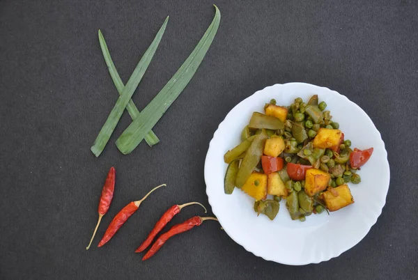 Flache Lage Von Matar Paneer Mix Gemüse Rezept Indisches Essen — Stockfoto