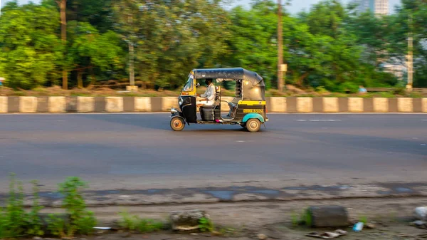 Mumbai India September 2020 Auto Rickshaw Driver Wearing Protective Mask — Stock Photo, Image