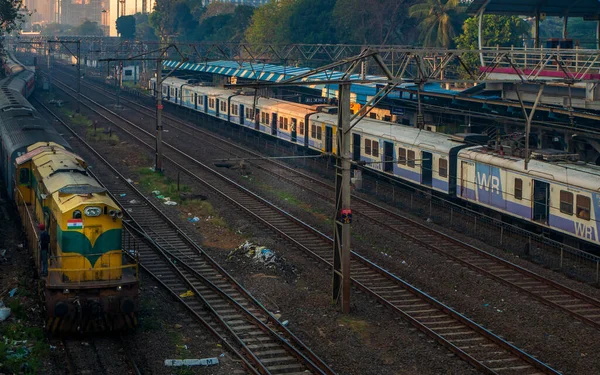 Mumbai India Diciembre 2021 Transporte Local Trenes Mumbai Uno Los —  Fotos de Stock