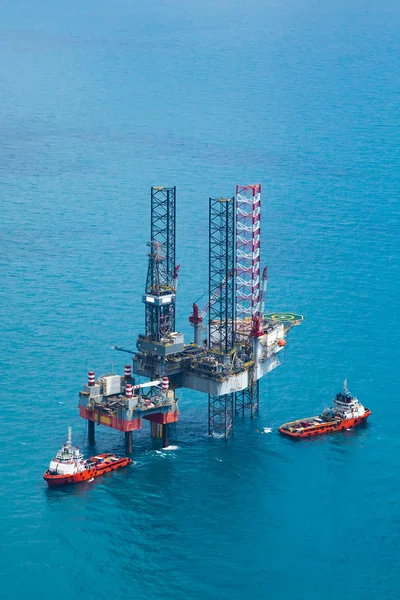 Offshore oljeborrning rigg — Stockfoto