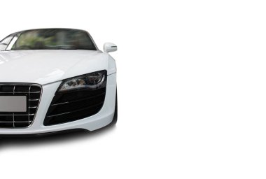 Hızlı, lüks, kırmızı ve turuncu bir araba.