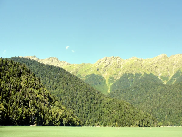 Göl Ritsa, resort yer, Abhazya.